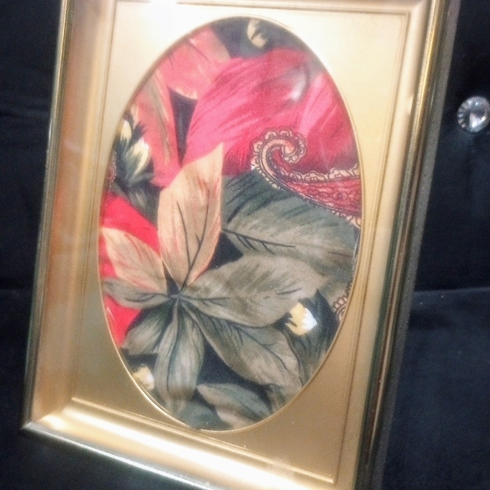 Gold Floral Picture Frame